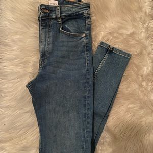 Zara jeans
